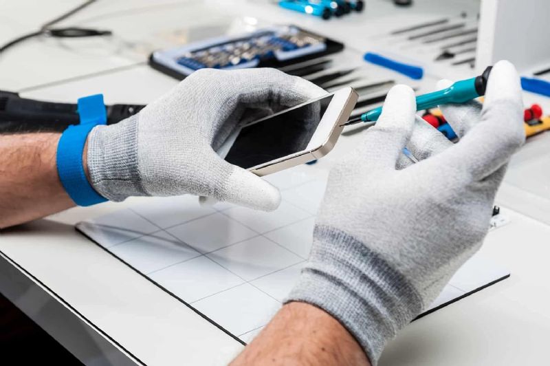 The Essential Role of ESD Gloves